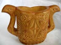 Резьба по дереву кружка 